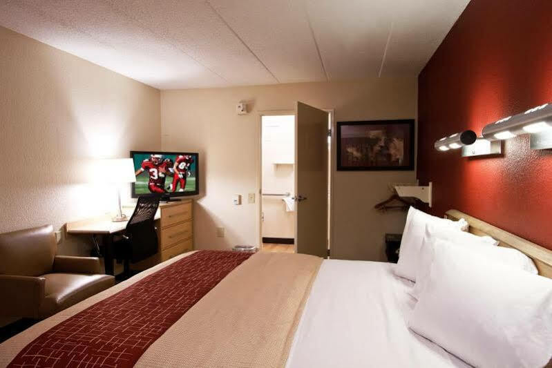 Red Roof Inn Detroit - Dearborn-Greenfield Village Ngoại thất bức ảnh
